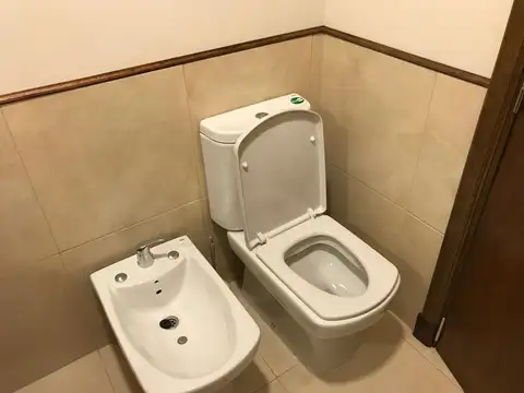 Oficina en  ROLDAN CENTRO. IDEAL CONSULTORIOS/OFICINAS