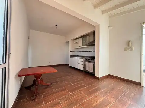 Depto Tipo Casa en Venta de 3 ambientes