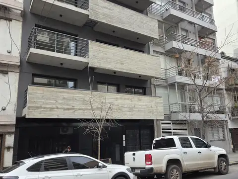 A ESTRENAR AL FRENTE 2 AMBIENTES CON BALCON