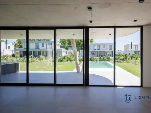 Casa en Venta al Oeste