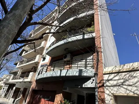 RAMON FALCON 6500, Piso 4