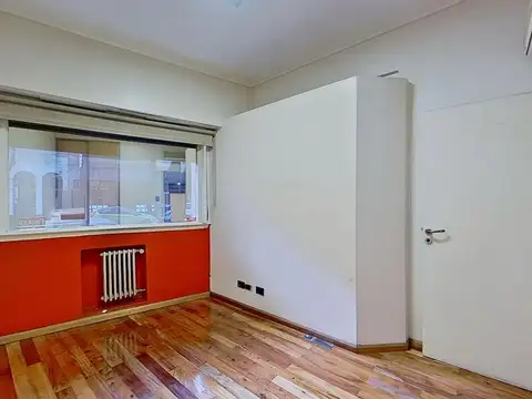 Oficina en Venta 64 años