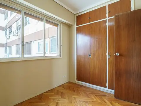 VENTA DEPARTAMENTO 4 AMBIENTES CON BALCÓN -CABALLITO