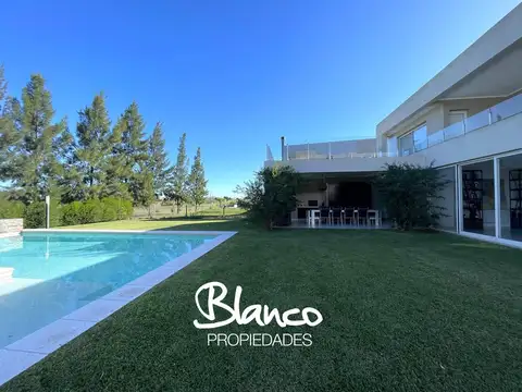 Casa en Venta de 7 dormitorios
