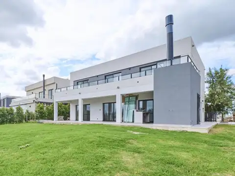 Venta Casa 3 habitaciones con jardin y parrilla en Escobar
