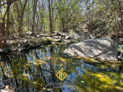 Terreno en Venta en Villa Parque Siquiman, USD 79.000