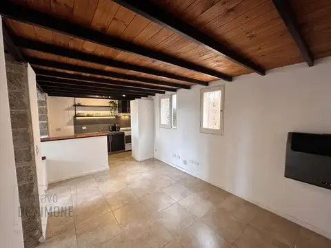 Depto Tipo Casa en Venta de 2 ambientes