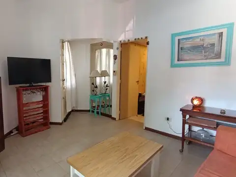 Almirante Onofre Betbeder 1300