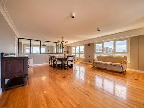Departamento en Venta de 7 ambientes