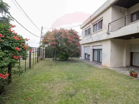 Casa en Venta en Carrasco , USD 885.000