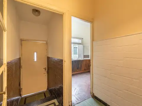 Depto Tipo Casa en Venta 70 años
