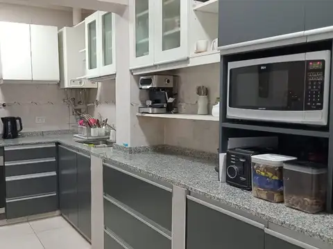 VENTA CASA EN  HOUSING 2 DORM. PILETA APTA CREDITO
