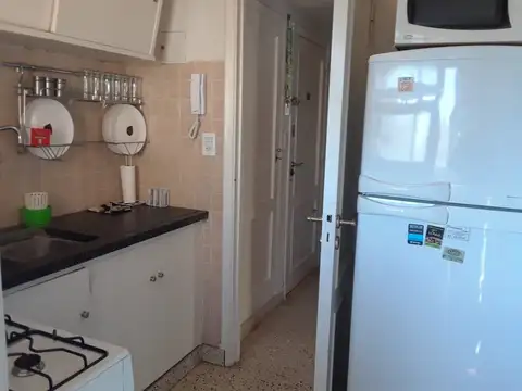 Departamento de dos ambientes con vista a ciudad a metros de Costanera y a la vuelta de Peatonal