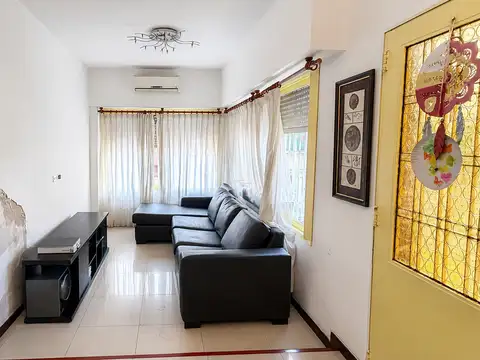 Depto Tipo Casa en Venta en Villa Maipú, USD 165.000
