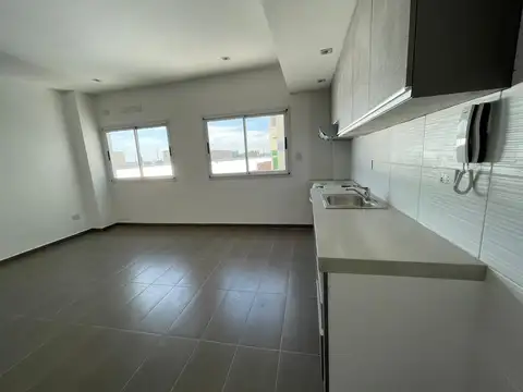 VENTA DEPARTAMENTO 2 AMBIENTES CON PARRILLA Y TERRAZA EN AVELLANEDA, GERLI