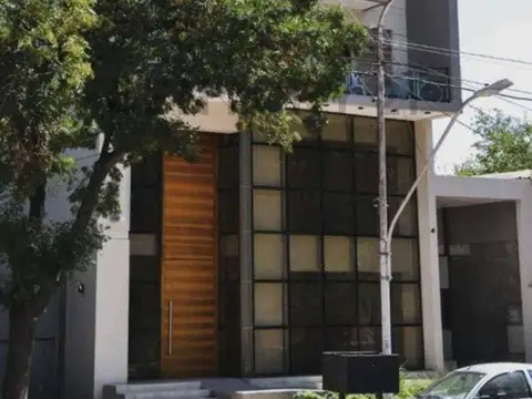 ALQUILER DEPARTAMENTO EN CALLE TIBURCIO BENEGAS CIUDAD DE MENDOZA