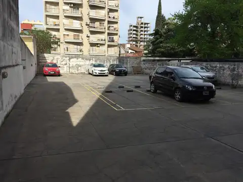 COCHERAS DESCUBIERTAS edificio Livere.