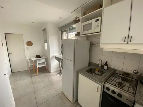 Departamento en Alquiler en Recoleta, $ 690.000
