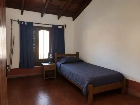 Depto Tipo Casa en Venta en Los Pinares, USD 86.000