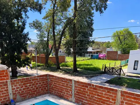 Casa en Venta en Tristán Suárez, USD 155.000