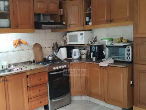 Casa 3 ambientes con 2 baños