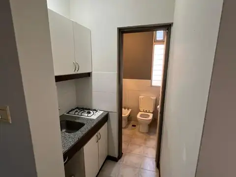 Oficina en alquiler. Avenida Sabin 201.