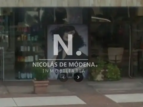 Local Comercial funcionando en Peninsula - Punta del Este, en venta