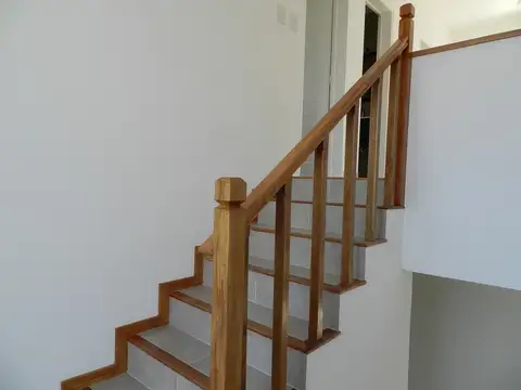 Casa 4 ambientes con 3 baños