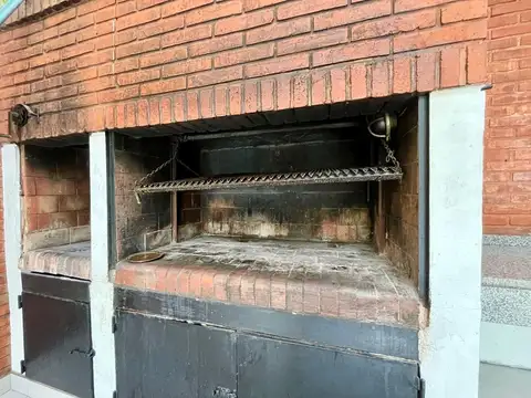 Departamento en Venta con 3 cocheras