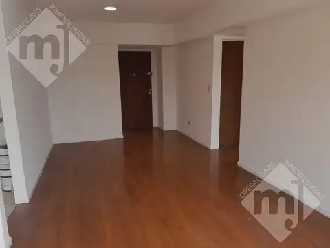 Departamento en Alquiler en San Fernando Vías  /  Centro, $ 850.000