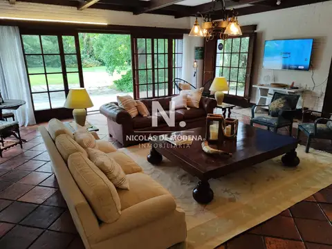 Vende casa en la mejor zona de playa mansa, Punta del Este