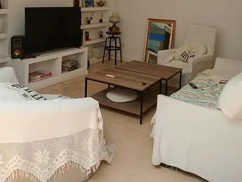 Depto Tipo Casa en Alquiler en Olivos Maipu/Uzal, USD 2.500