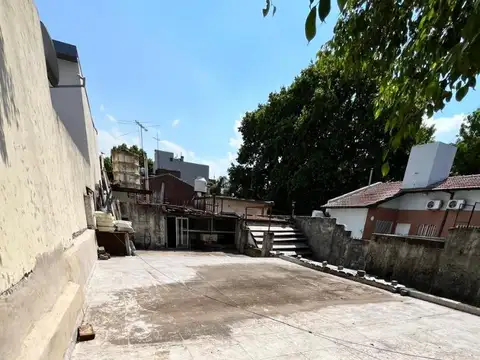 Venta Lote ó casa 4 ambientes 3 dormitorios Jardin frente