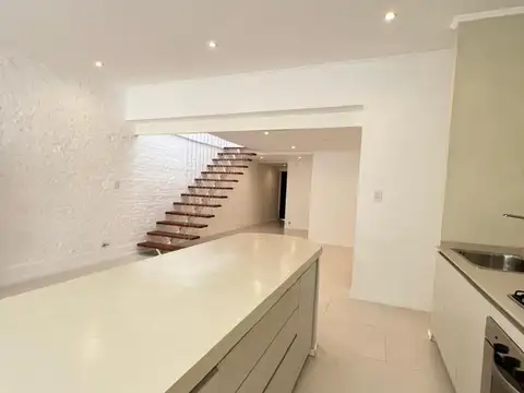 Casa 3 ambientes con 2 baños