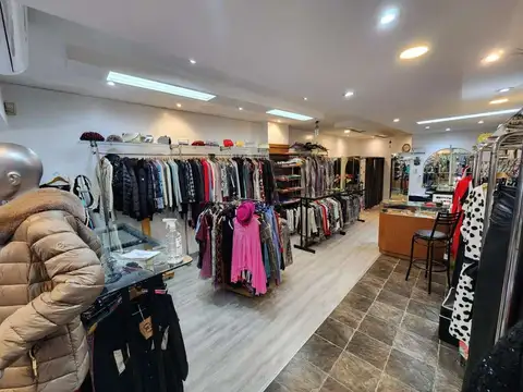 Local en Venta 40 años