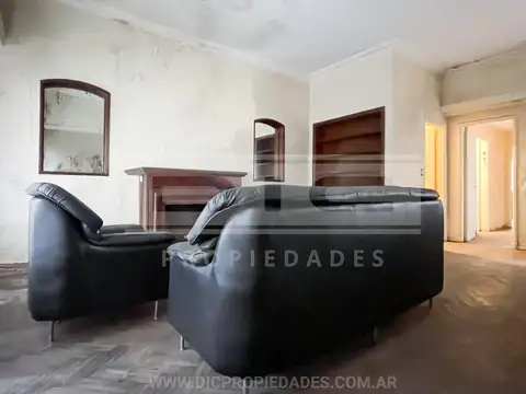 Moreno al 300 entre Av. Libertador y Dr. Lucio Mansilla