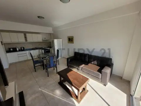 Departamento de 2 Dormitorios con Cochera en Venta