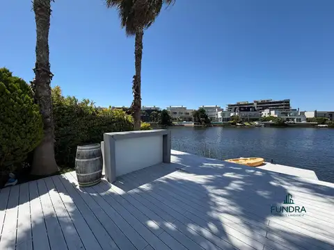 Casa 5 ambientes con 3 baños