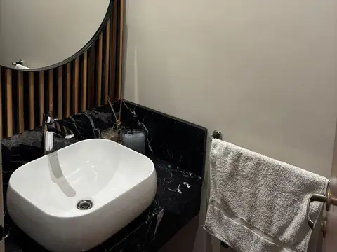 Casa en Venta en Santa Rita, USD 280.000