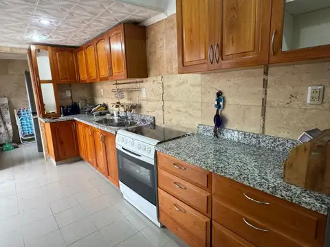 VENTA CASA + DEPTO B° PROVIDENCIA. OPORTUNIDAD.