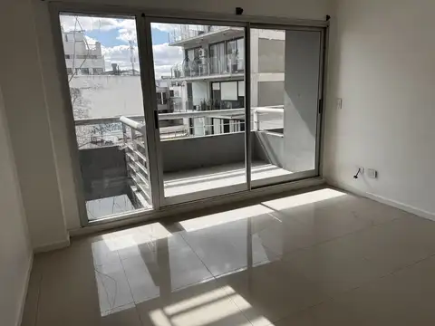 Venta departamento 1 y medio ambientes con cochera fija en Palermo