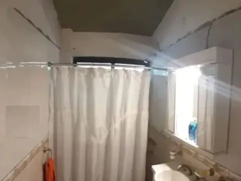 Casa 3 ambientes con 2 baños