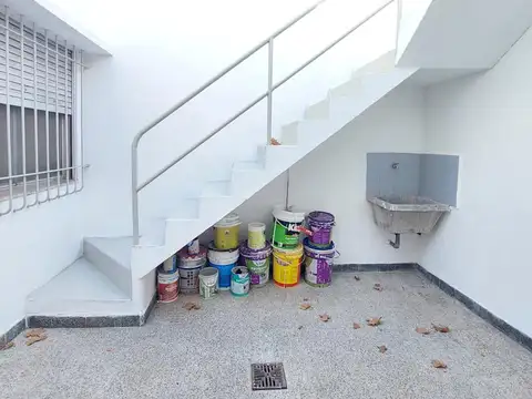 Local en Venta 65 años