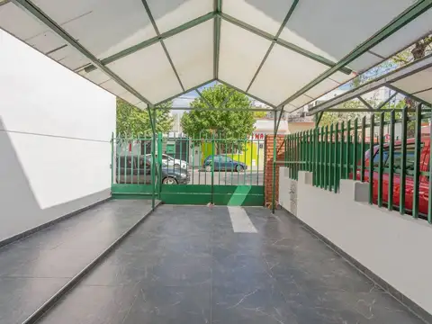 Depto Tipo Casa en Venta en Paternal, USD 250.000