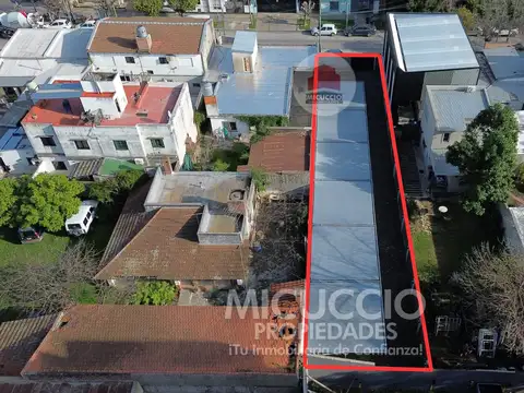 Lote con cocheras en venta | Pellegrini N°247 | Escobar