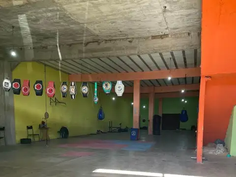 Depósito en venta - 2 Baños - Gonzalez Catan