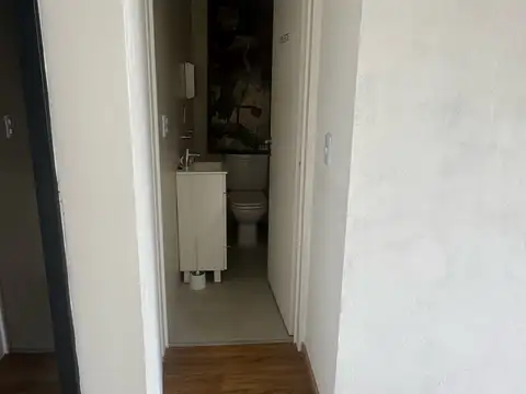 Oficina en Alquiler en Olivos Vias/Maipu, USD 2.500