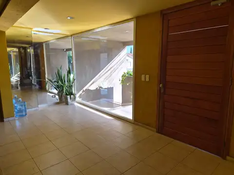 Paunero 2000, Piso 4