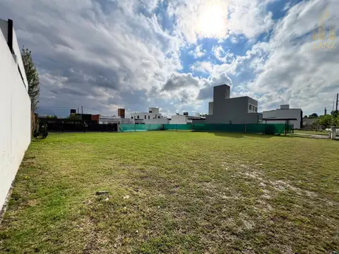 Terreno en venta en Barrio Tejas 4