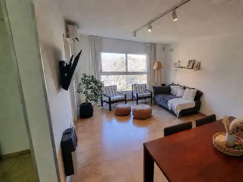 VENTA DEPARTAMENTO 2 DORMITORIO BALC. DEL CHATEAU